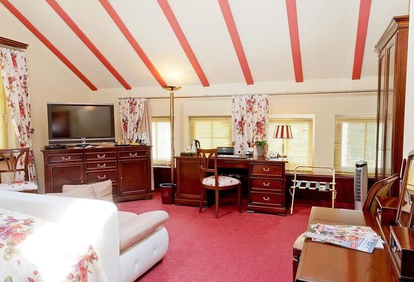 Полулюкс, Villa Monte Vino