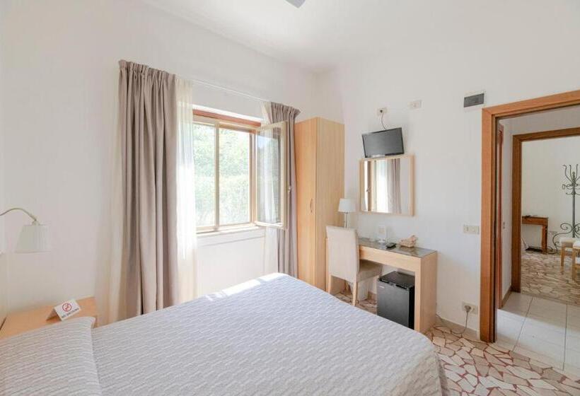 اتاق استاندارد چهار تخته, Villa Rosy