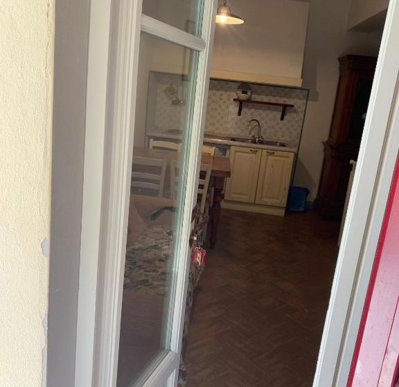 דירת חדר בקומת קרקע, Agriturismo La Canonica