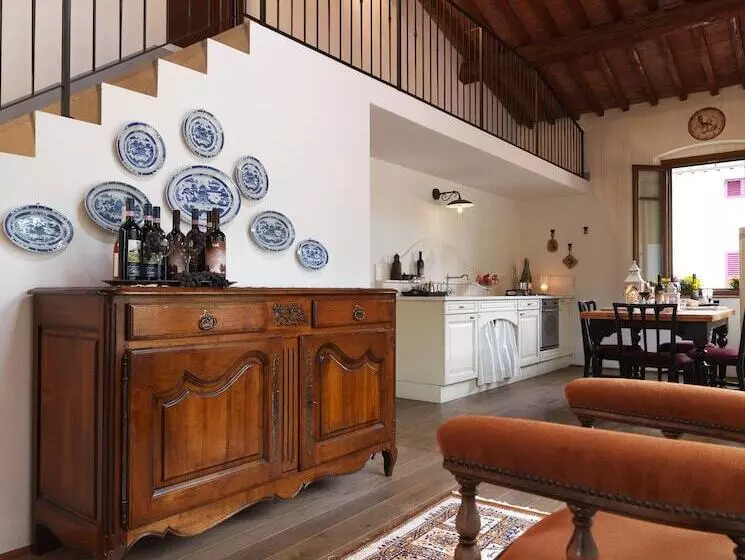 スリーベッドルーム ヴィラ, Agriturismo La Canonica
