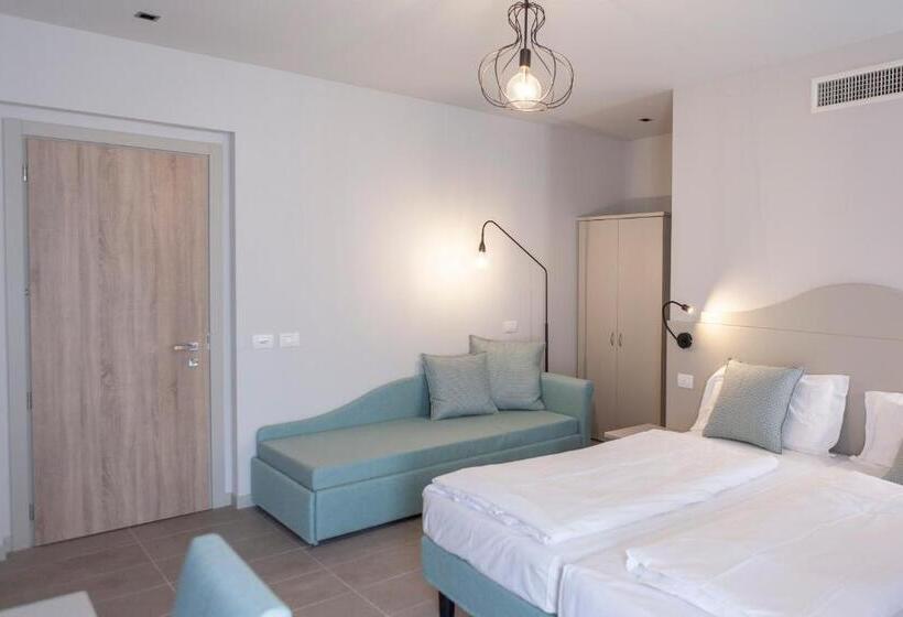 Номер Стандарт Трехместный, Epoche Hotel Zanella 1889