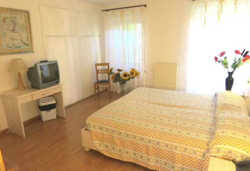 Номер Стандарт, Epoche Hotel Zanella 1889