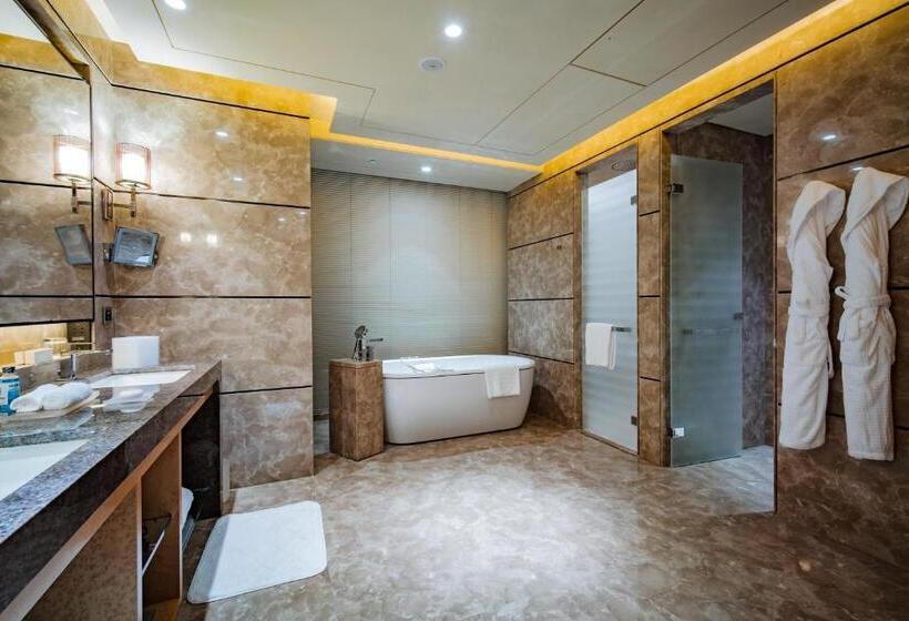 Pokój Deluxe, Four Seasons Hotel Shenzhen