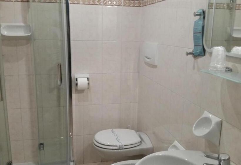 四人标准间, Albergo Al Cacciatore