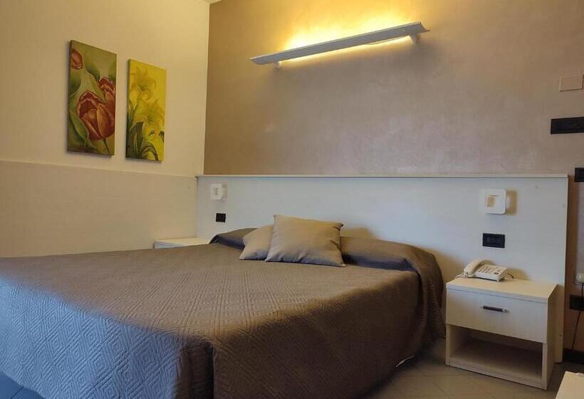 اتاق استاندارد, Albergo Al Cacciatore