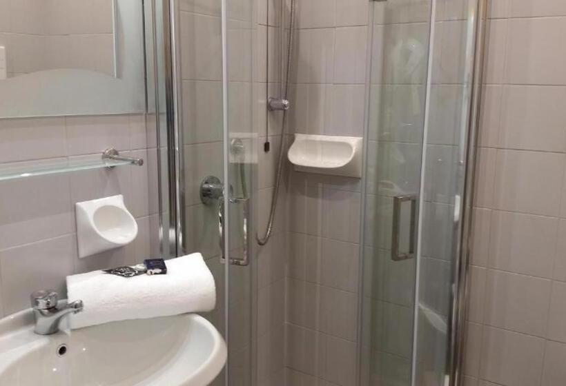 带阳台的标准单人间, Albergo Al Cacciatore