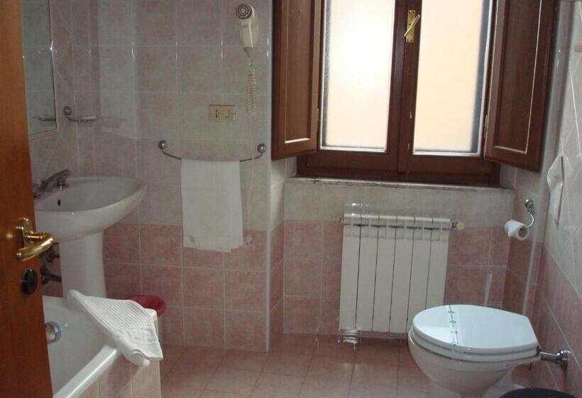 Трехместный Номер Superior, Albergo La Sfinge