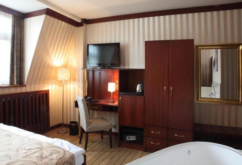 Люкс с гидромассажем, Alfred