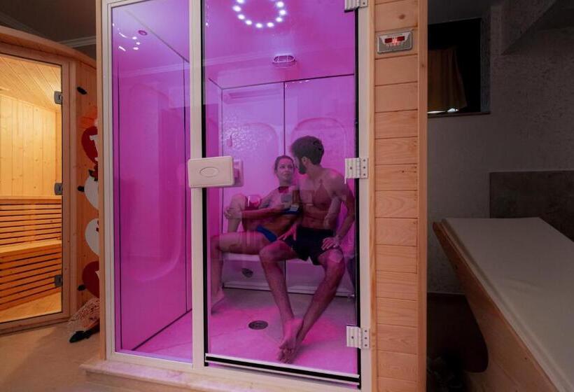 Люкс, Aurora Wellness & Spa