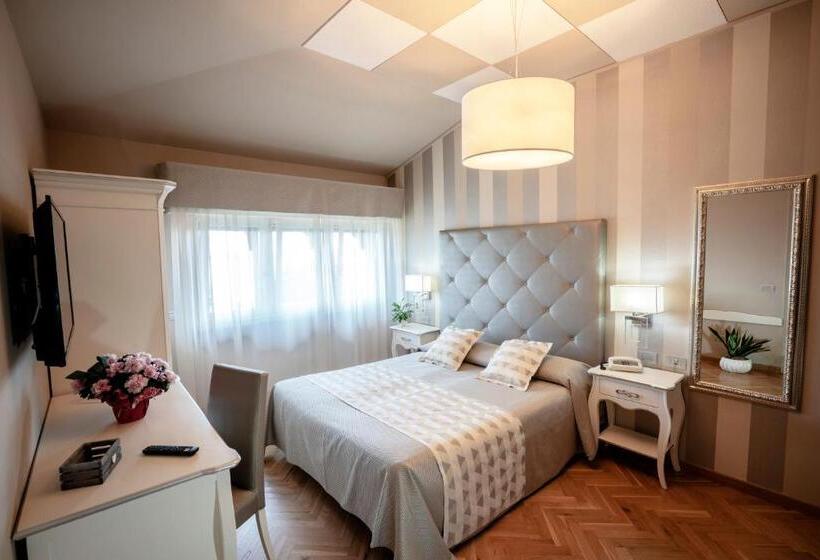 Номер Стандарт, Bellevue