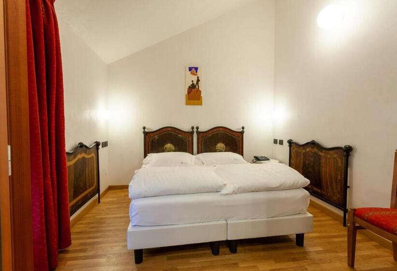 스탠다드 싱글 룸, Berthod