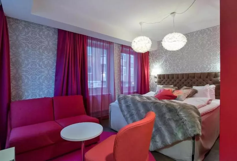 キングサイズベッドのスイートルーム, Best Western Hotel Akersberga