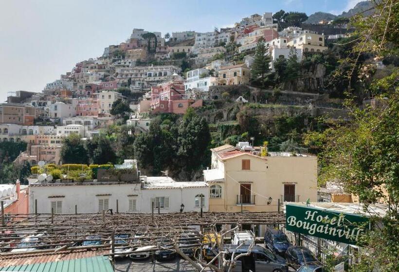 수피리어 룸 도시 전망, Bougainville