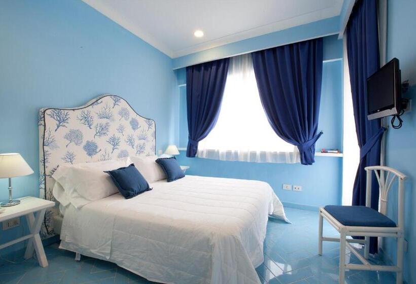 수피리어 룸 도시 전망, Bougainville