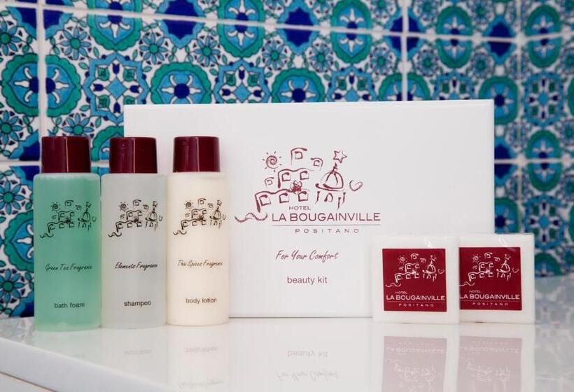 베이직 룸 더블 침대, Bougainville