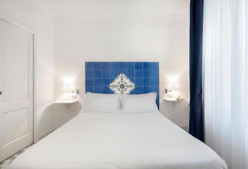 베이직 룸 더블 침대, Bougainville