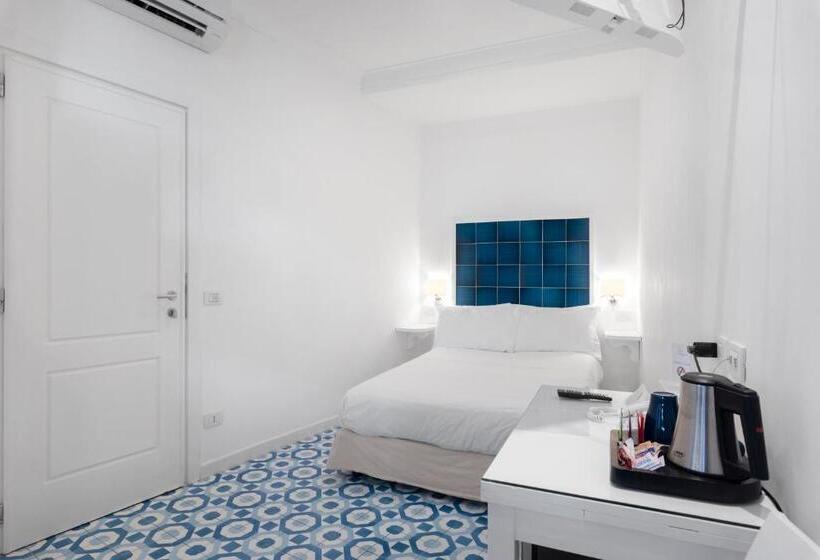 베이직 룸 더블 침대, Bougainville