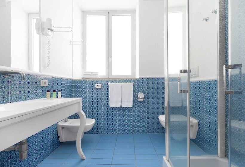 스탠다드 룸, Bougainville