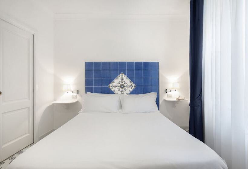 이코노미 룸, Bougainville