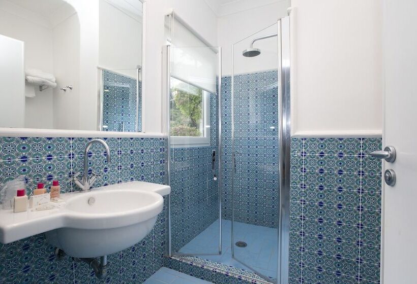 수피리어 룸 도시 전망, Bougainville