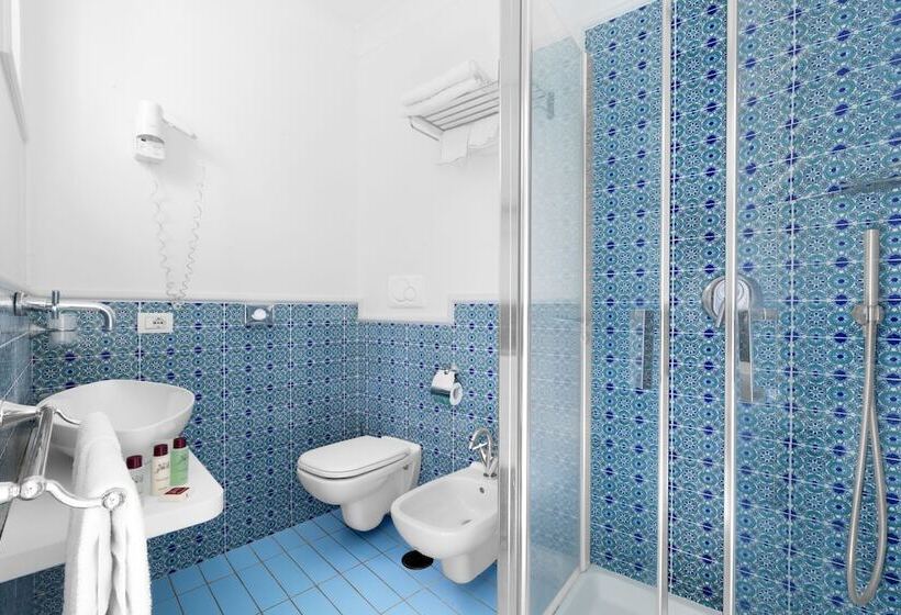 수피리어 룸 도시 전망, Bougainville