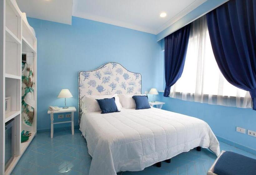 수피리어 룸 도시 전망, Bougainville