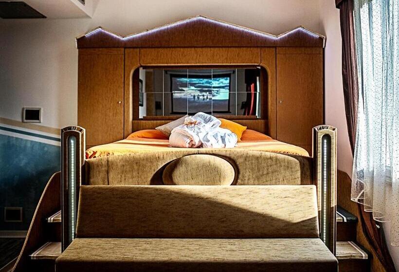 اتاق لوکس, Butterfly