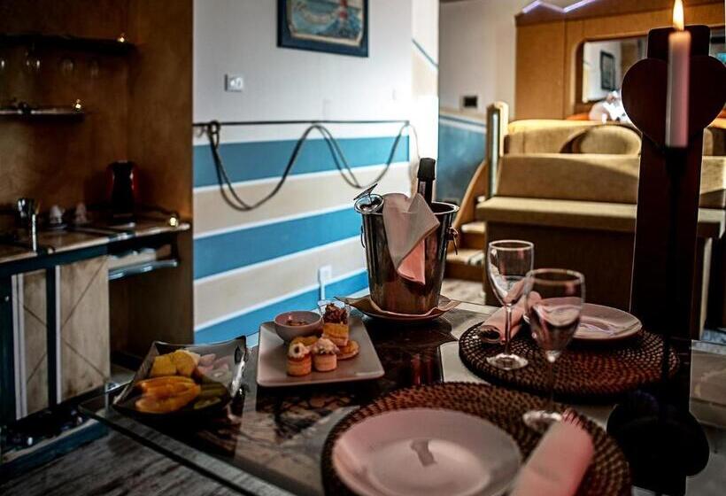 اتاق لوکس, Butterfly