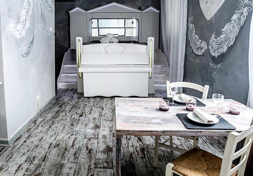 اتاق لوکس, Butterfly