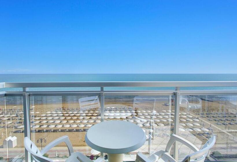 اتاق سوپریور با چشمانداز دریا, Byron Bellavista