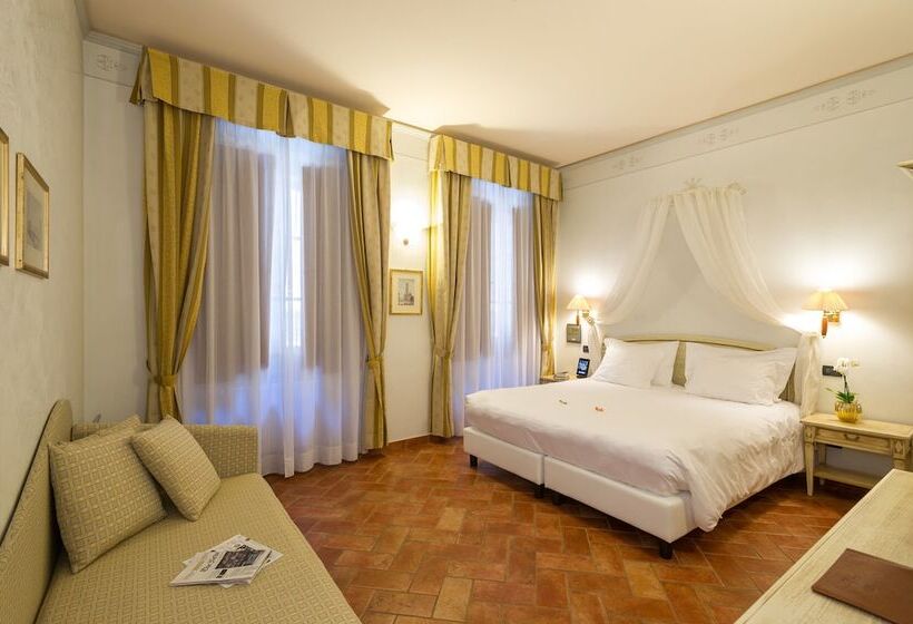 اتاق سوپریور سه تخته, Davanzati