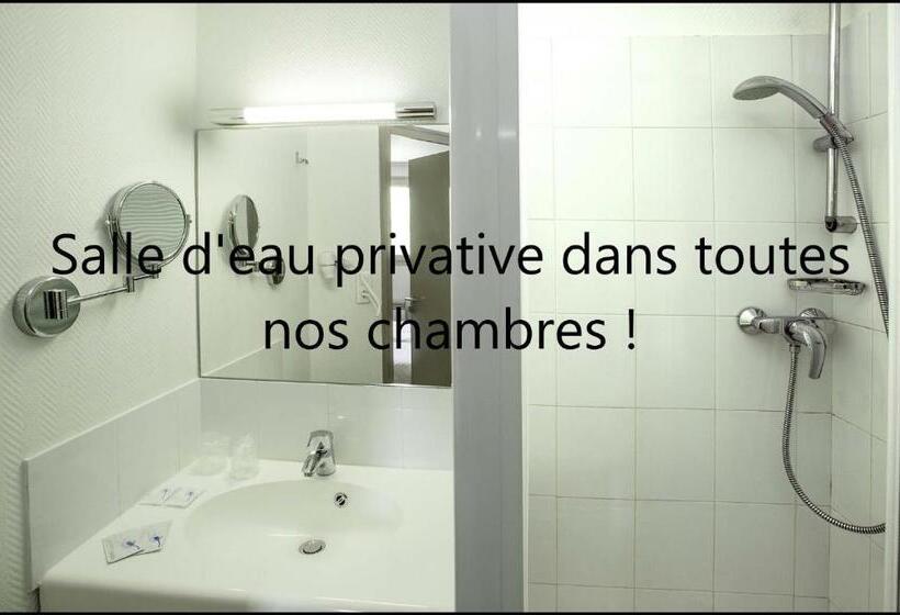 חדר סטנדרט לשלושה, Brit Hotel Confort Deltour Mende