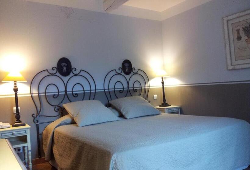 高级大房间, Du Poète