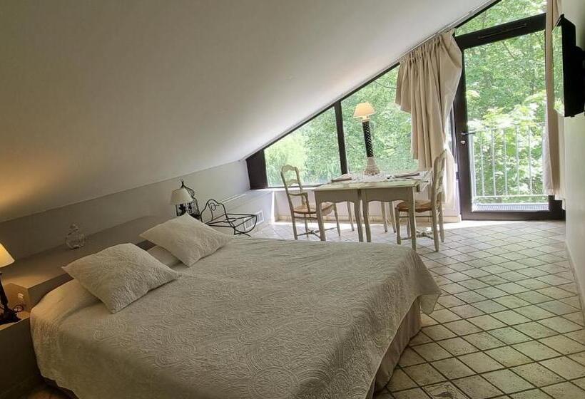 豪华房间, Du Poète