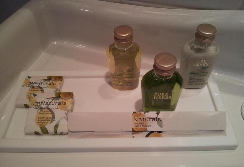 经济房, Du Poète