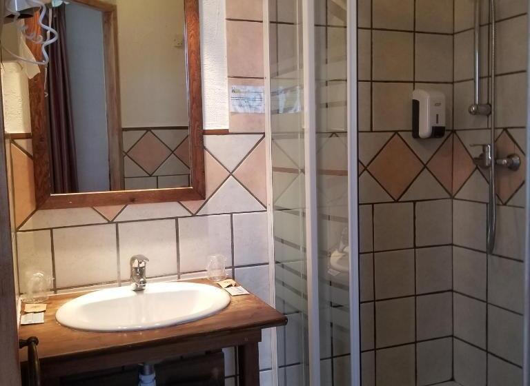 Номер Стандарт, L Hôtel Du Terreau Logis De France