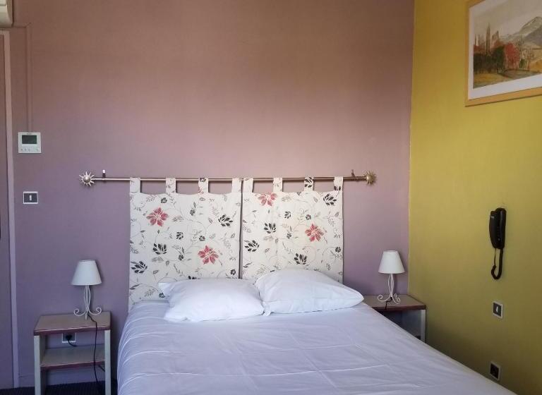 Номер Стандарт, L Hôtel Du Terreau Logis De France