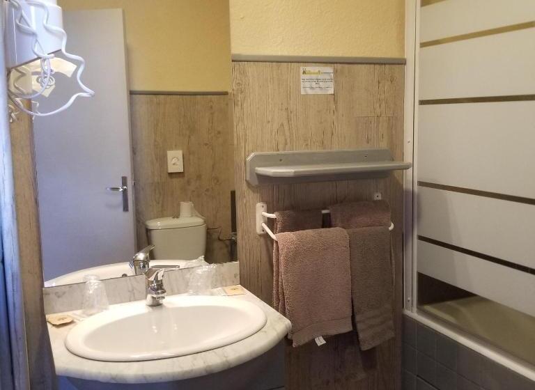 غرفة كومفورت, L Hôtel Du Terreau Logis De France