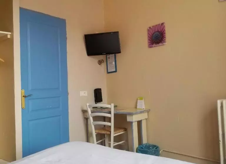 エコノミールーム, L Hôtel Du Terreau Logis De France