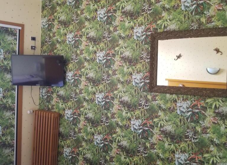 Номер Стандарт, L Hôtel Du Terreau Logis De France