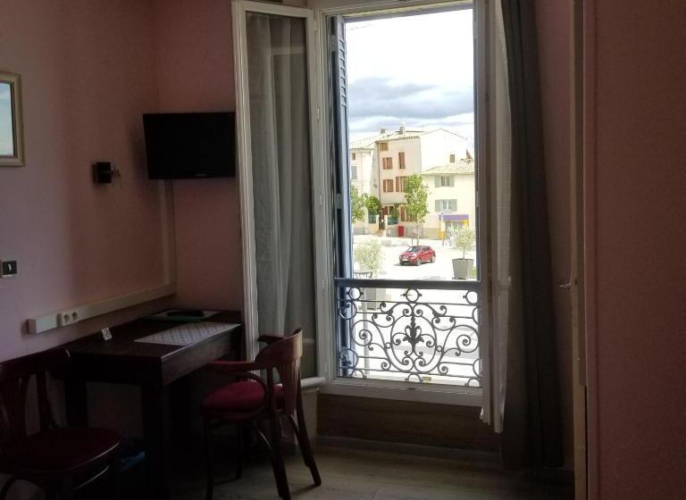 스탠다드 룸, L Hôtel Du Terreau Logis De France