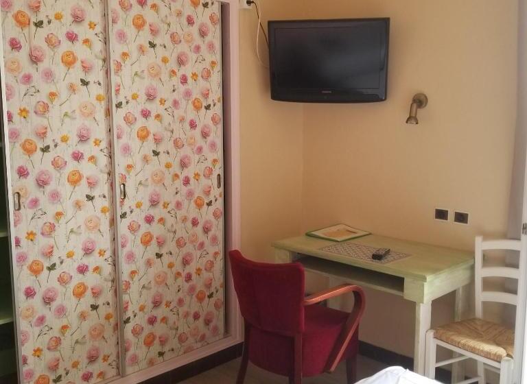 스탠다드 룸, L Hôtel Du Terreau Logis De France
