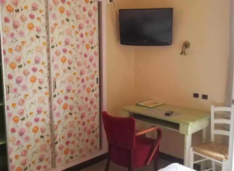 スタンダードルーム, L Hôtel Du Terreau Logis De France