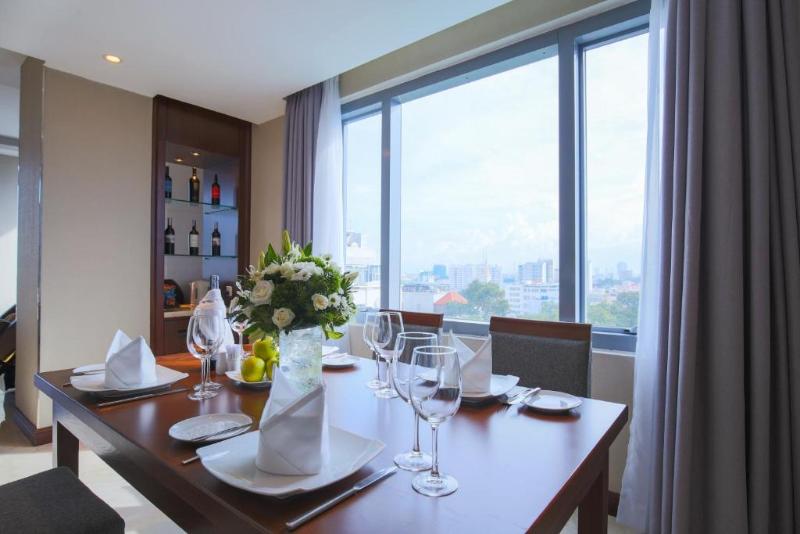 سوییت لوکس, Eden Star Saigon