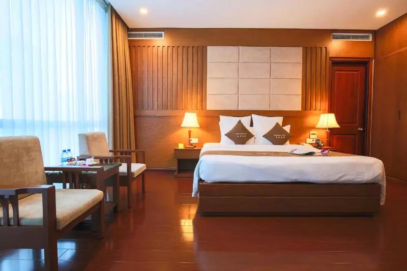 اتاق لوکس, Eden Star Saigon