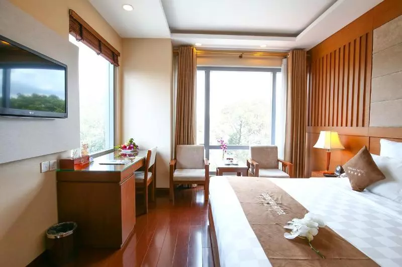 اتاق لوکس, Eden Star Saigon