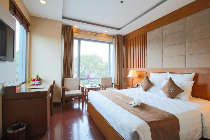 اتاق لوکس, Eden Star Saigon
