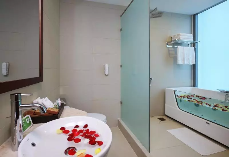 اتاق لوکس, Eden Star Saigon