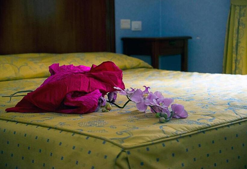 Номер Стандарт, Filippeschi