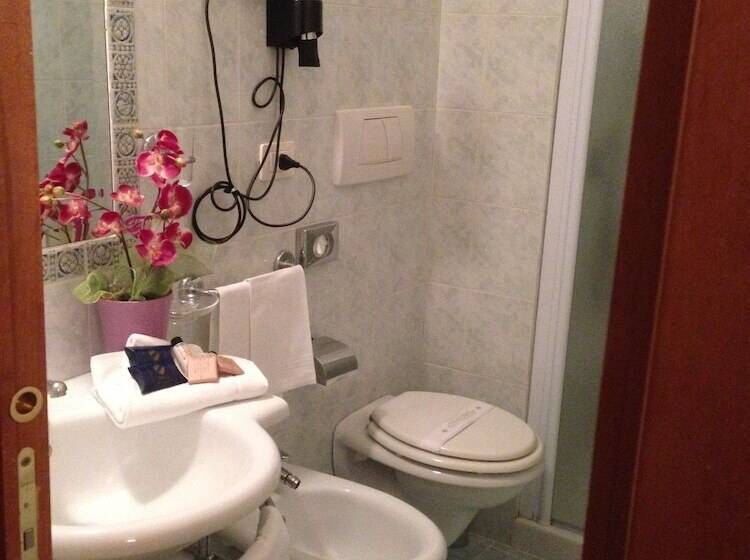 Номер Стандарт, Filippeschi